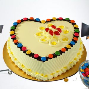 Heart-Shaped-Butterscotch-Cake
