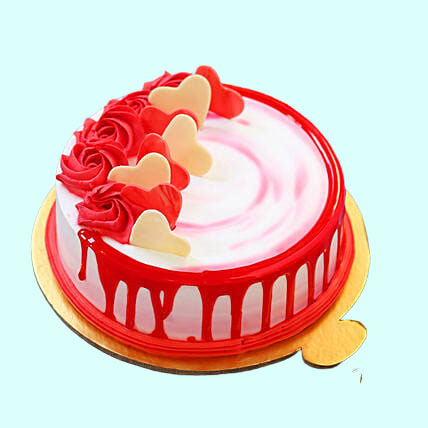 In Love Strawberry Cake