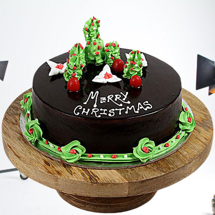 Creamy Chocolate Christmas Cake