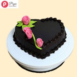 Delicious-Heart-Shaped-Truffle-Cake