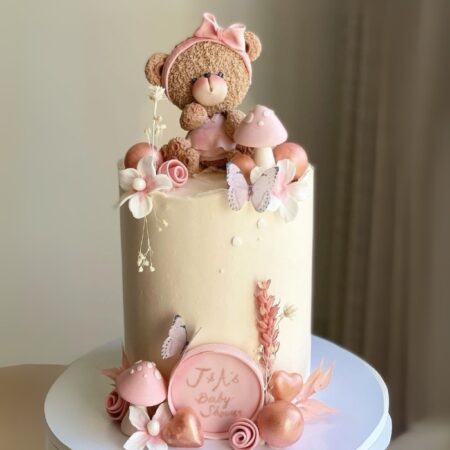 Cute Teddy Bear Fondant Cake