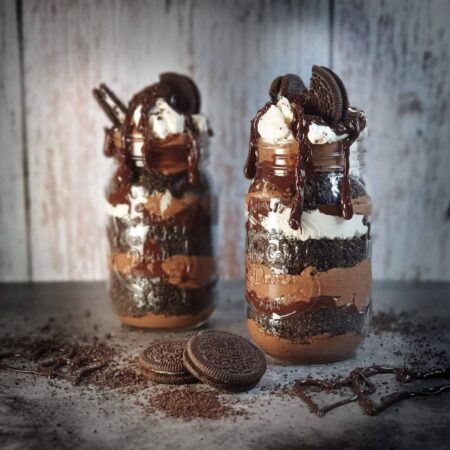 Oreo Jar Cake
